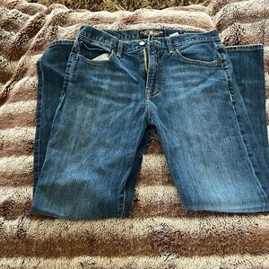 Lucky brand blue jeans 33 x 32